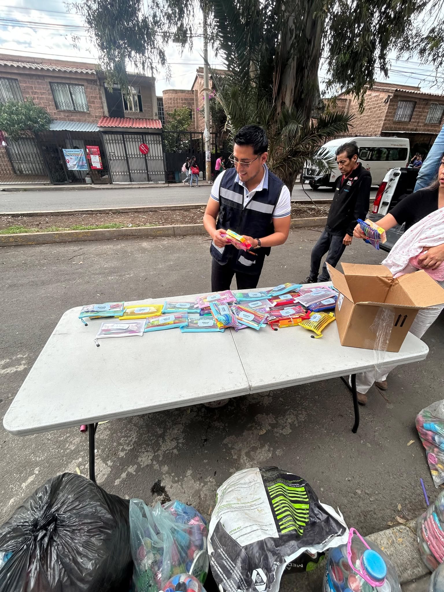 Donación de utiles Escolares