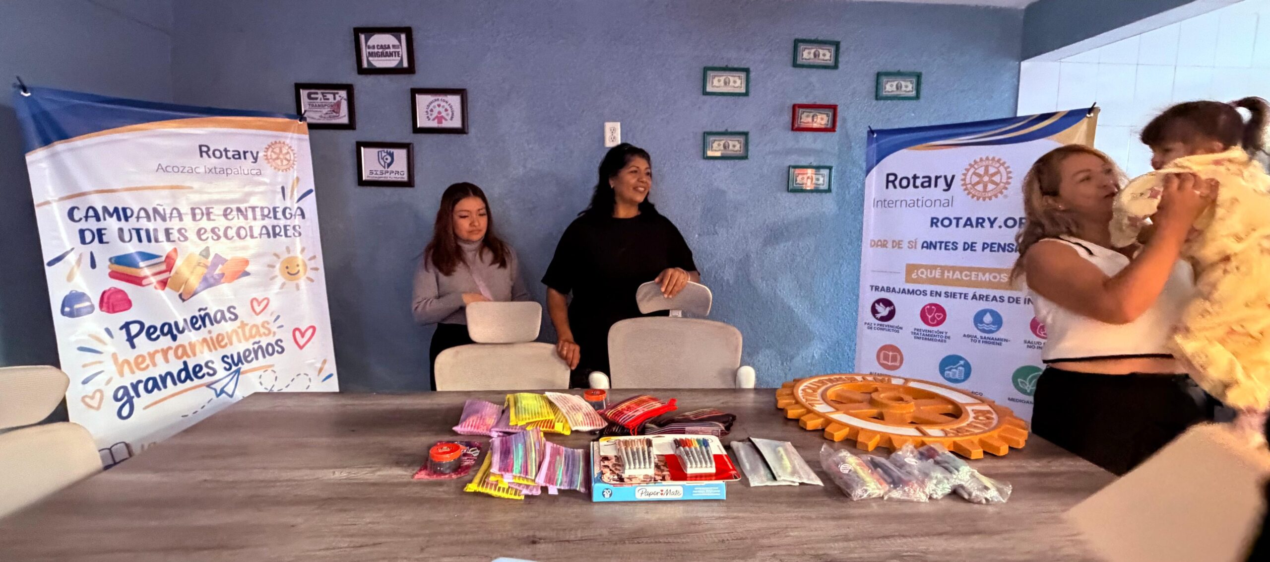 Donación de utiles Escolares
